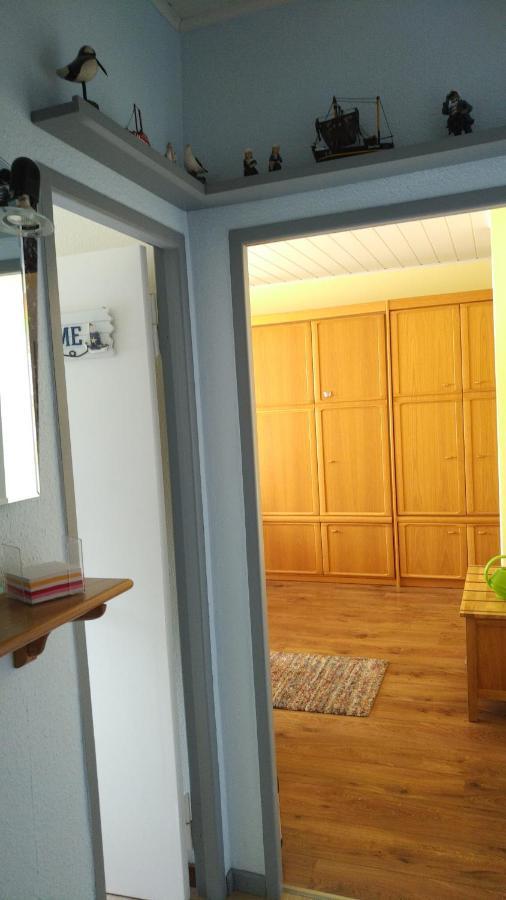 Haus Tertius - Strand- Und Hafennahe Ruhige Ferienwohnung Busum Luaran gambar