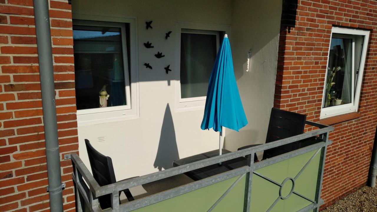 Haus Tertius - Strand- Und Hafennahe Ruhige Ferienwohnung Busum Luaran gambar
