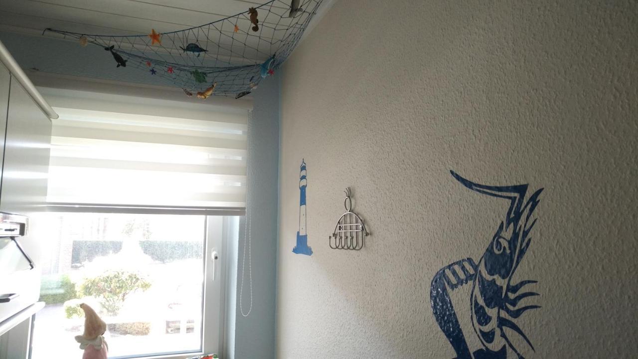 Haus Tertius - Strand- Und Hafennahe Ruhige Ferienwohnung Busum Luaran gambar