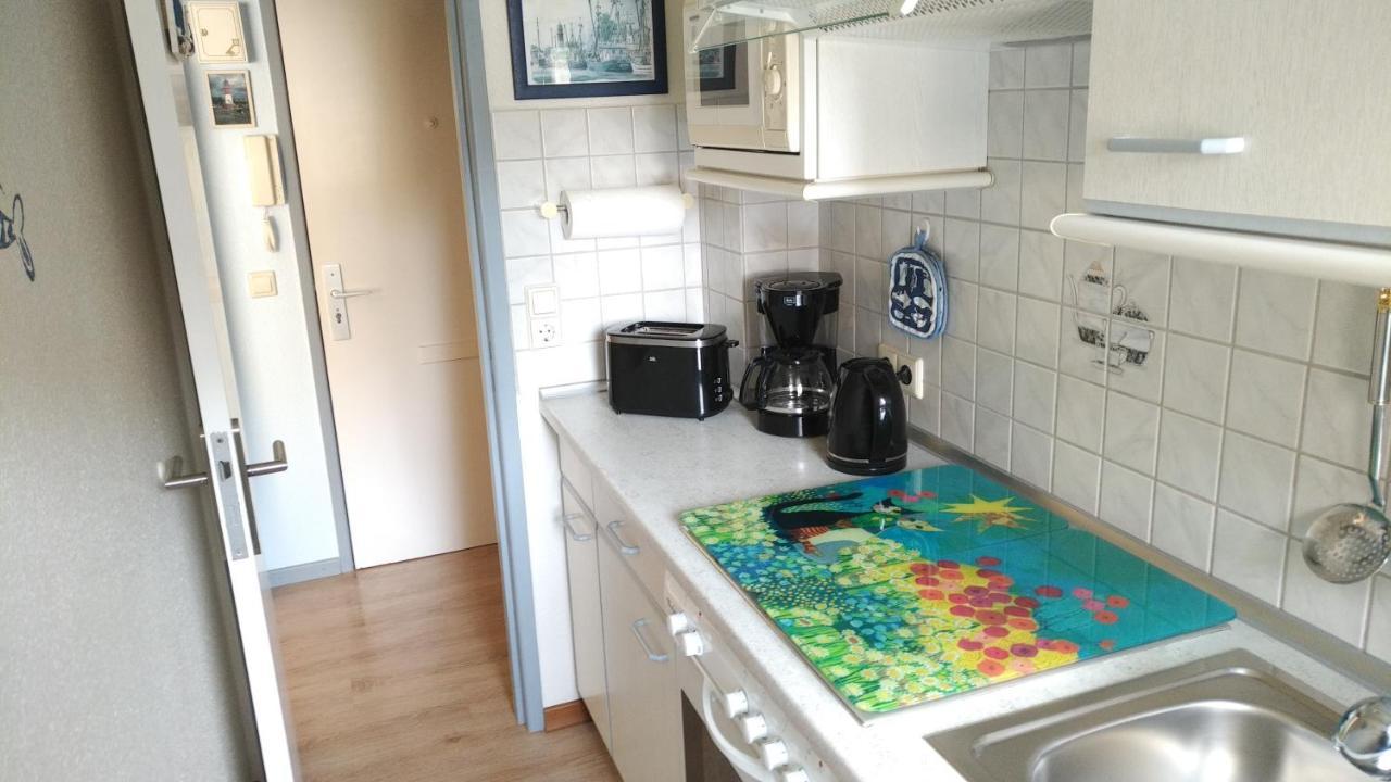 Haus Tertius - Strand- Und Hafennahe Ruhige Ferienwohnung Busum Luaran gambar