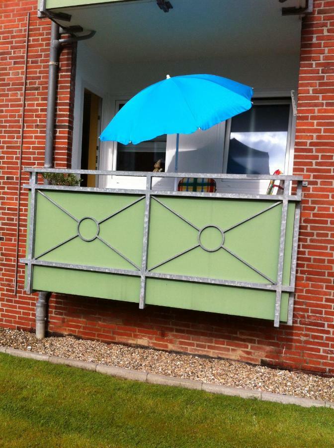 Haus Tertius - Strand- Und Hafennahe Ruhige Ferienwohnung Busum Luaran gambar
