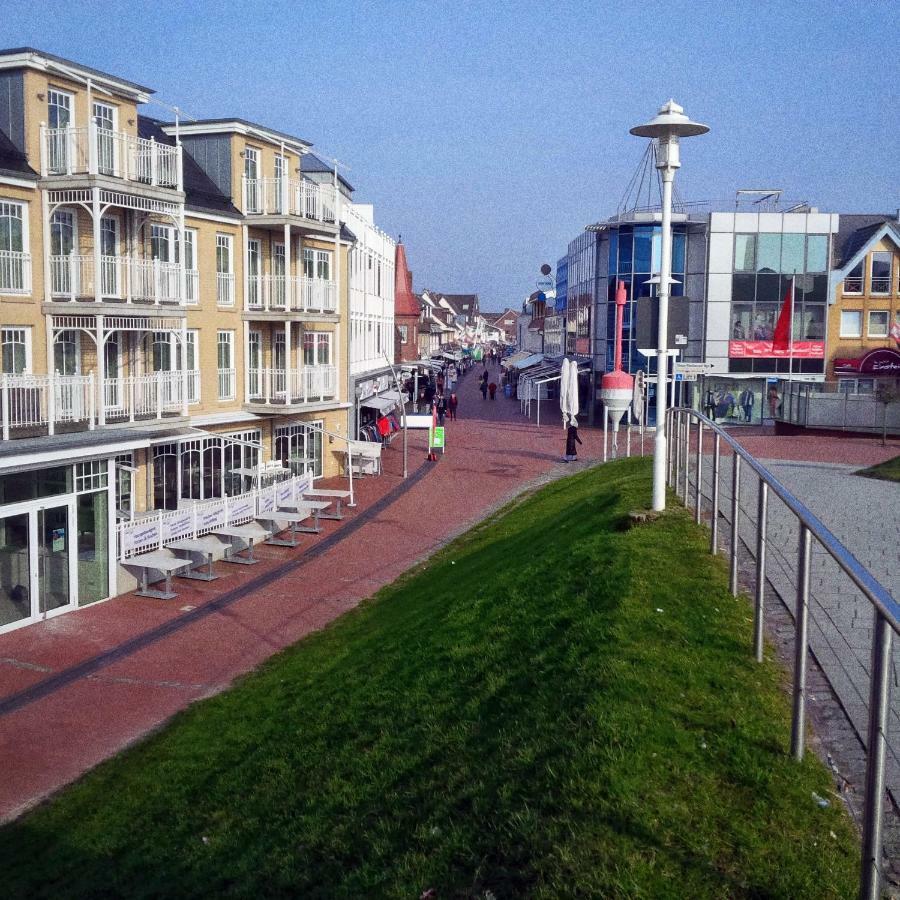 Haus Tertius - Strand- Und Hafennahe Ruhige Ferienwohnung Busum Luaran gambar